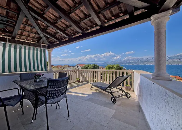 Daire With Parking Space Postira, Brac - 11582 Postira